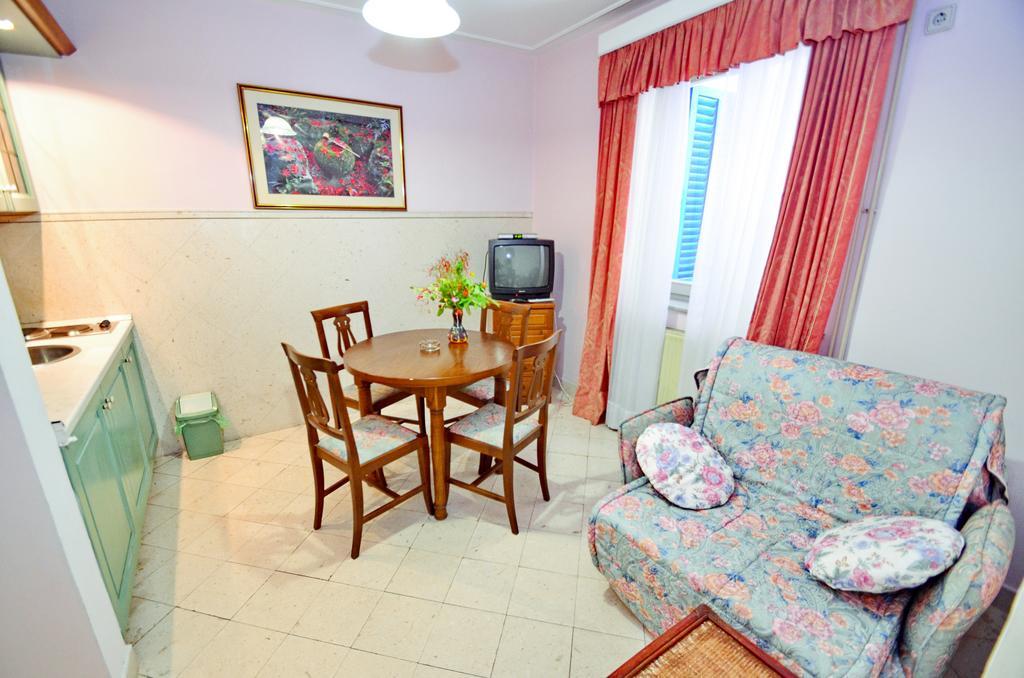 Villa Velzon Guesthouse Budva Pokój zdjęcie