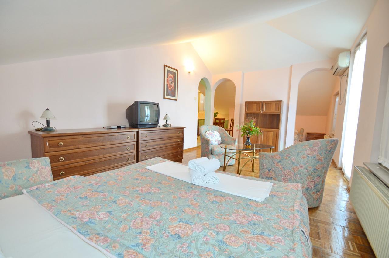 Villa Velzon Guesthouse Budva Zewnętrze zdjęcie