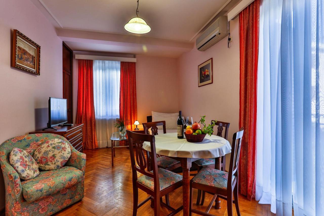 Villa Velzon Guesthouse Budva Zewnętrze zdjęcie