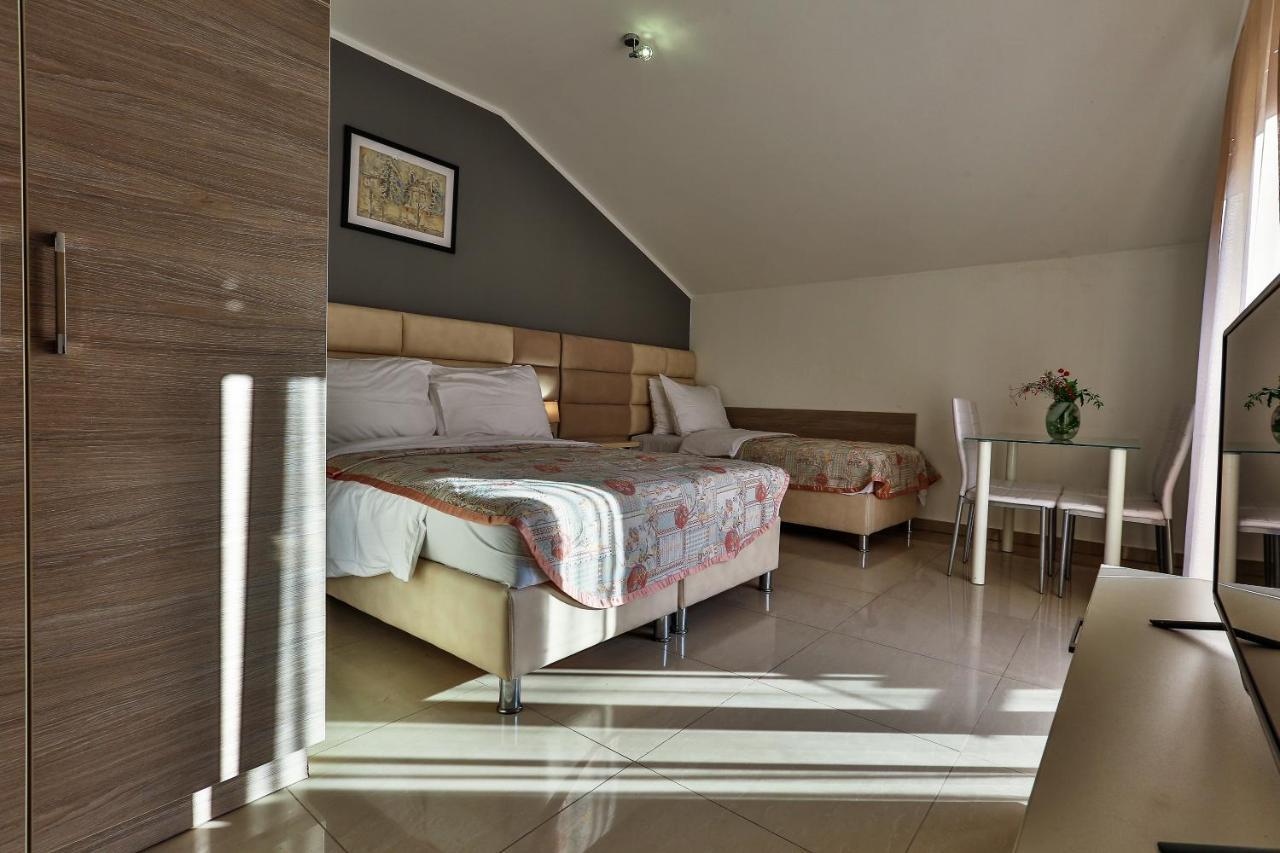 Villa Velzon Guesthouse Budva Zewnętrze zdjęcie